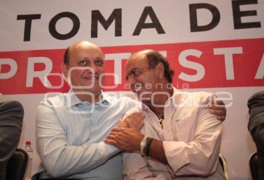 JULIAN HADDAD- COORDINADOR METROPOLITANO TOMA DE PROTESTA