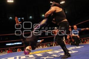 LUCHA LIBRE . ARENA PUEBLA