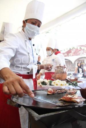 FORO DE COMIDA TRADICIONAL MEXICANA