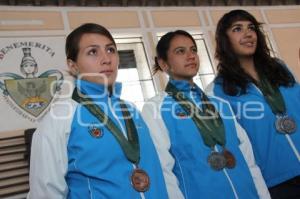 EQUIPO DE KARATE BUAP