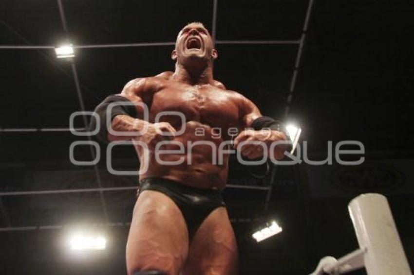 LUCHA LIBRE . ARENA PUEBLA