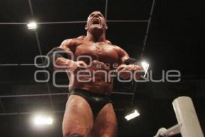 LUCHA LIBRE . ARENA PUEBLA