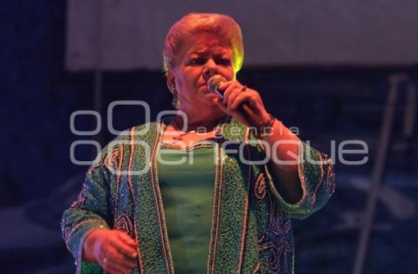 CONCIERTO . PAQUITA LA DEL BARRIO