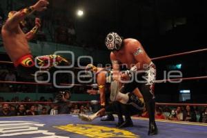 LUCHA LIBRE . ARENA PUEBLA