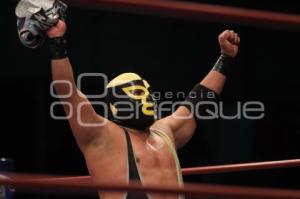 LUCHA LIBRE . ARENA PUEBLA