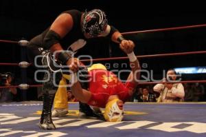 LUCHA LIBRE . ARENA PUEBLA