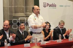 INAPAM Y PUEBLA CAPITAL FIRMAN CONVENIO