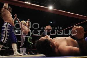 LUCHA LIBRE . ARENA PUEBLA