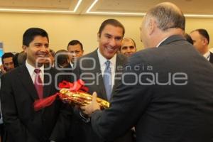 INAUGURAN CONGRESO COMCE