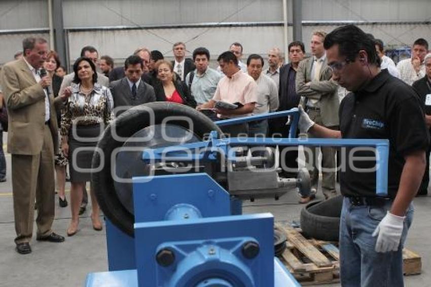MEDIO AMBIENTE . RECICLAJE DE LLANTAS