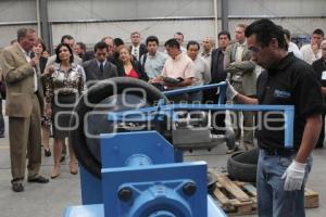 MEDIO AMBIENTE . RECICLAJE DE LLANTAS