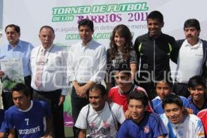 TORNEO DE LOS BARRIOS . FUTBOL