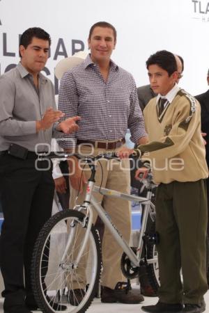 ENTREGA DE BICICLETAS "AYUDAME A LLEGAR" - RMV