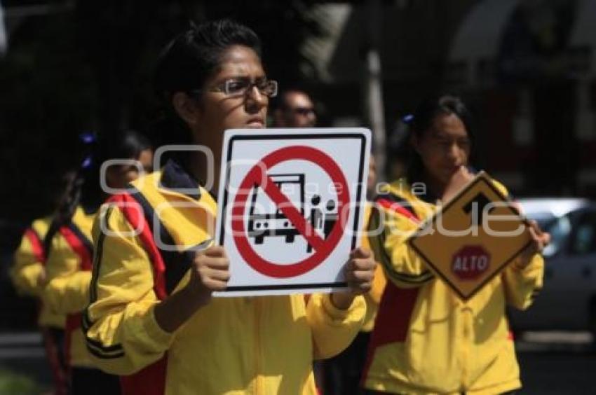 DIA CONTINENTAL DE LA EDUCACION VIAL