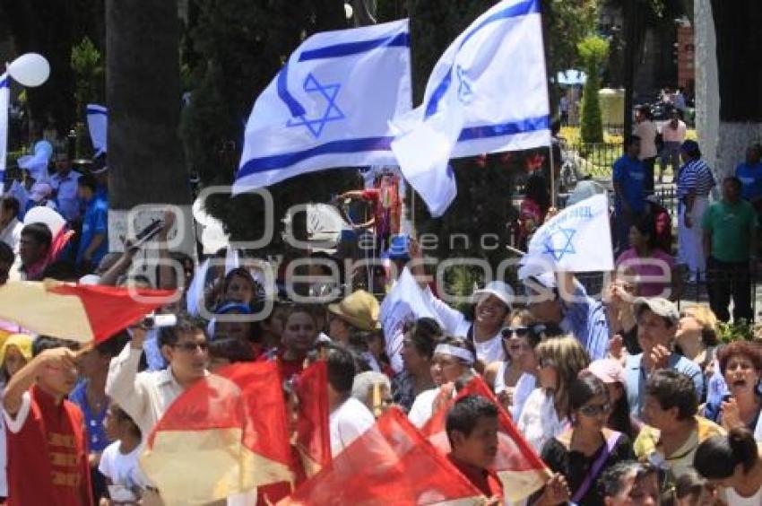 CRISTIANOS MARCHAN POR LA PAZ MUNDIAL