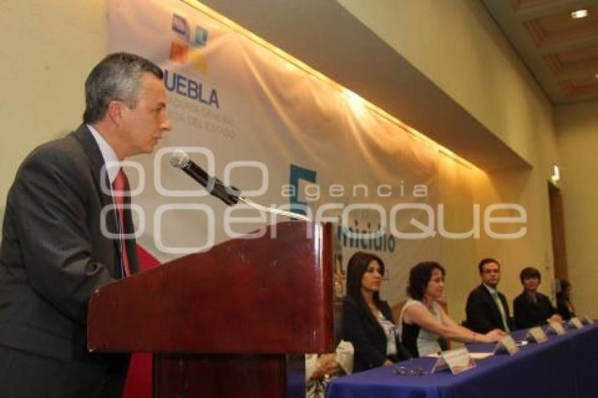 FORO SOBRE EL FEMINICIDIO