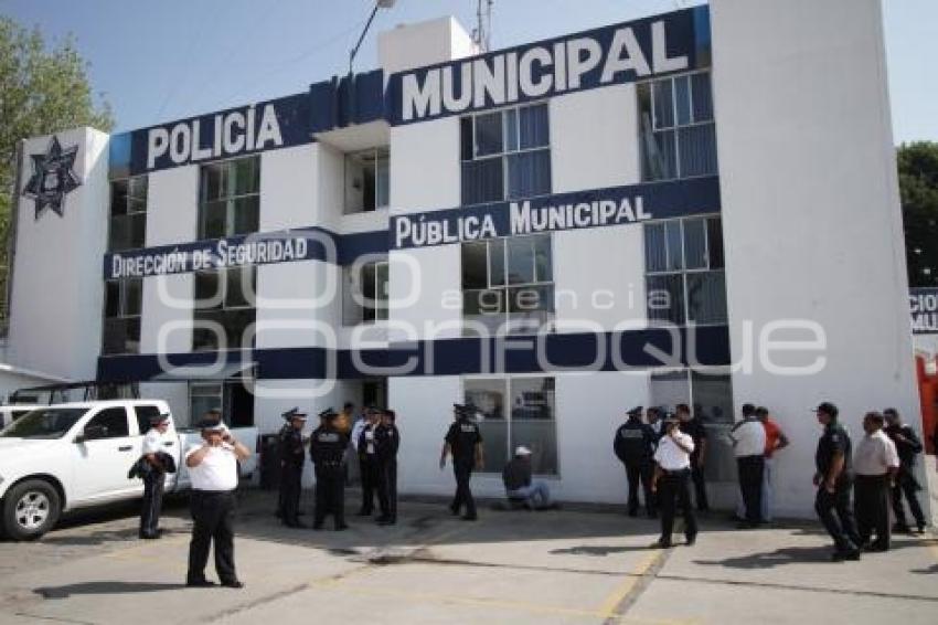 PROTESTAN POLICIAS DE TRANSITO TRANFERIDOS A SEGURIDAD PUBLICA