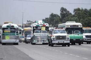 MANIFESTACION TRANSPORTISTAS AMOTAC EN AUTOPISTA PUEBLA MÉXICO