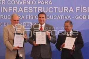 FIRMAN CONVENIO IMPULSAR INFRAESTRUCTURA EDUCATIVA