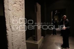 ROSTROS DE LA DIVINIDAD -  MUSEO AMPARO