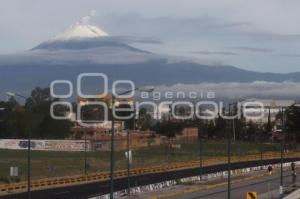 TURISMO . VOLCÁN