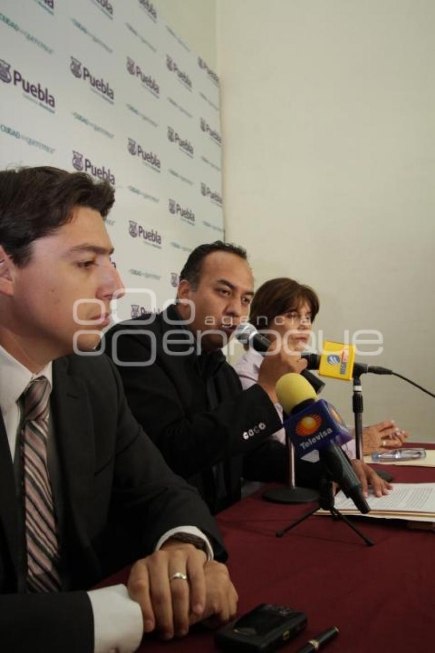 RUEDA DE PRENSA REGIDORES