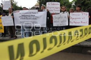 APOYAN MAESTROS DEL COLEGIO DE BACHILLERES A REFUGIO RIVAS