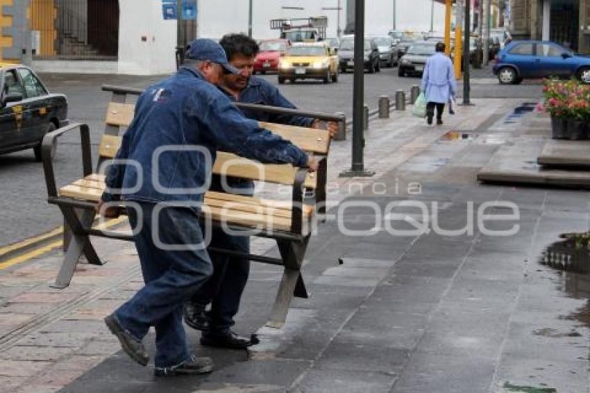 TRABAJOS EN EL PARQUE DONDE SE UBICA ESTATUA DE PALAFOX