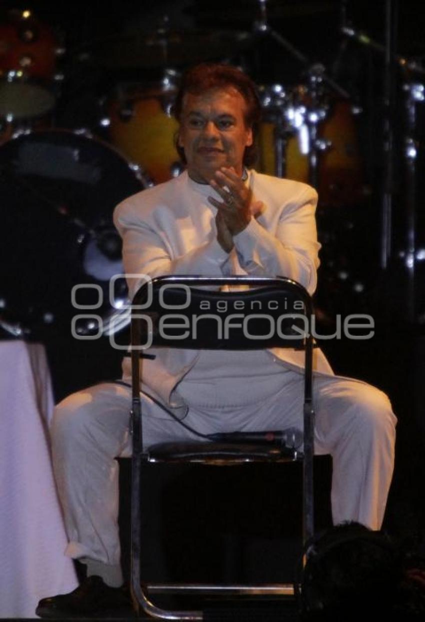 ESPECTÁCULOS . CONCIERTO . JUAN GABRIEL
