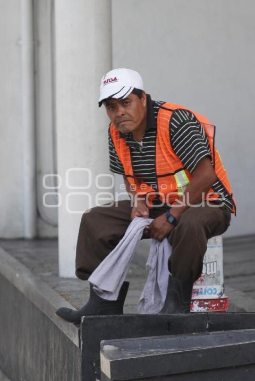 PROGRAMA PILOTO REGULARIZAR FRANELEROS AV - JUAREZ