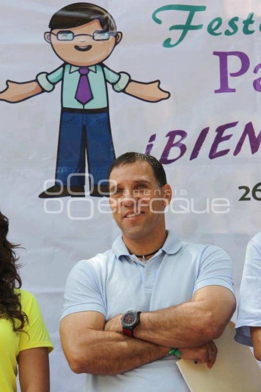 FESTEJEMOS A PAPÁ ¡BIEN PADRE!