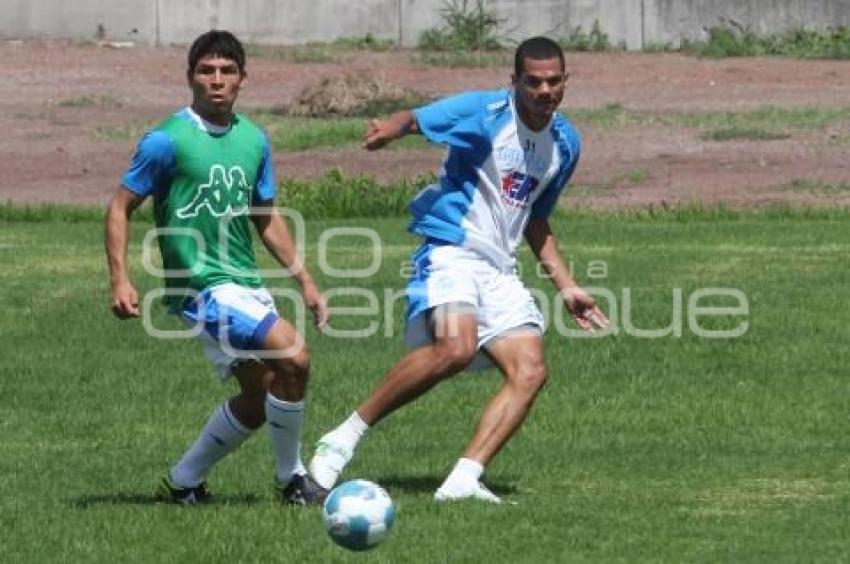 ENTRENAMIENTO PUEBLA DE LA FRANJA. FÚTBOL