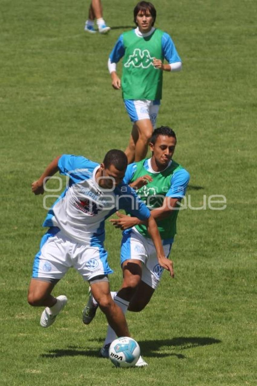 ENTRENAMIENTO PUEBLA DE LA FRANJA. FÚTBOL