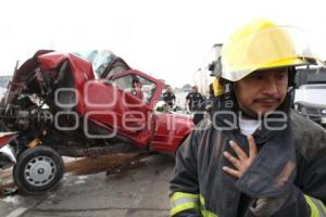 ACCIDENTE AUTOPISTA PUEBLA - MÉXICO