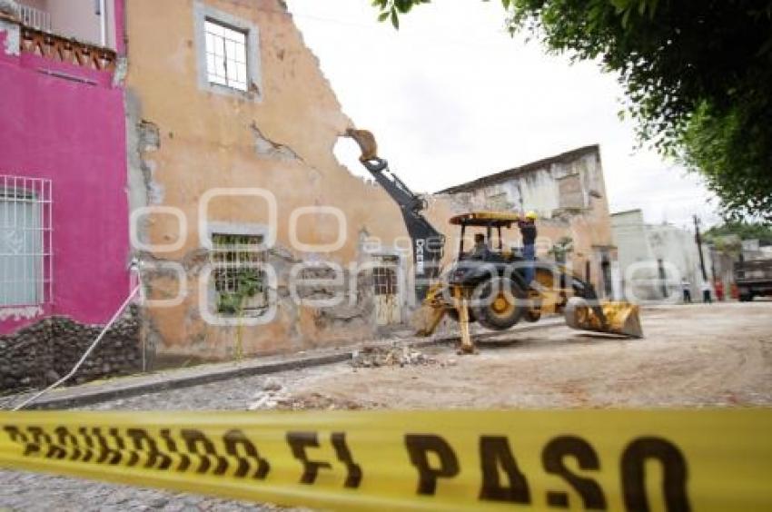 CASONA DAÑADA POR LLUVIAS