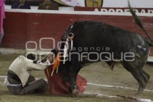 CORRIDA DE TOROS - ASPIRANTE A  NOVILLERO - ANGEL SERAFINO