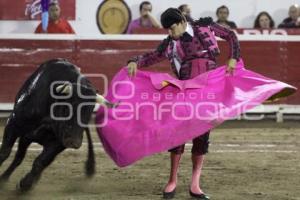 CORRIDA DE TOROS - RUBEN ARROYO