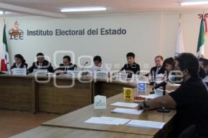 SESIÓN PERMANENTE EN EL IEE . ELECCIONES EXTRAORDINARIAS