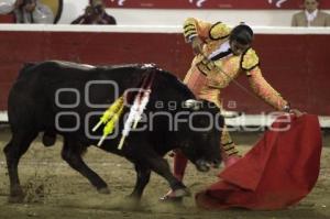 CORRIDA DE TOROS - ALFONSO MATEOS