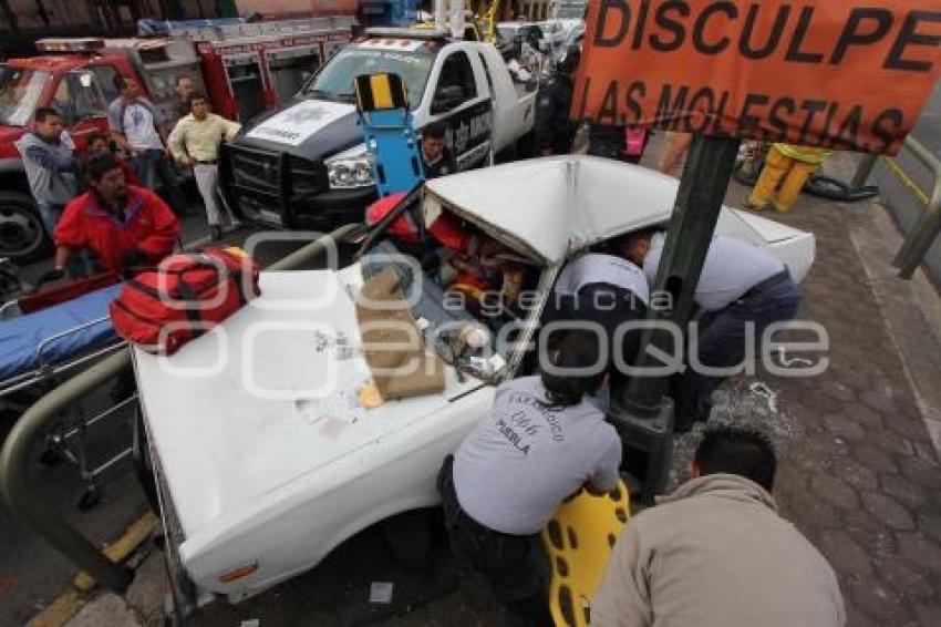ACCIDENTE CON PRENSADOS EN 11 NORTE Y 6 PONIENTE