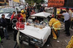 ACCIDENTE CON PRENSADOS EN 11 NORTE Y 6 PONIENTE