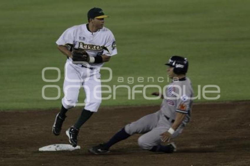 BEISBOL . PERICOS VS SULTANES