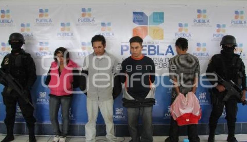 PRESENTAN BANDA DEDICADA AL ROBO DE AUTOS