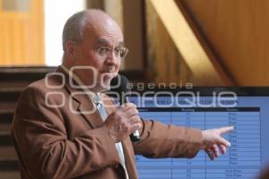 LORENZO MEYER EN LA CÁTEDRA ALFONSO VÉLEZ PLIEGO