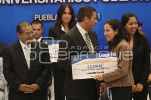 ESTIMULOS A UNIVERSITARIOS