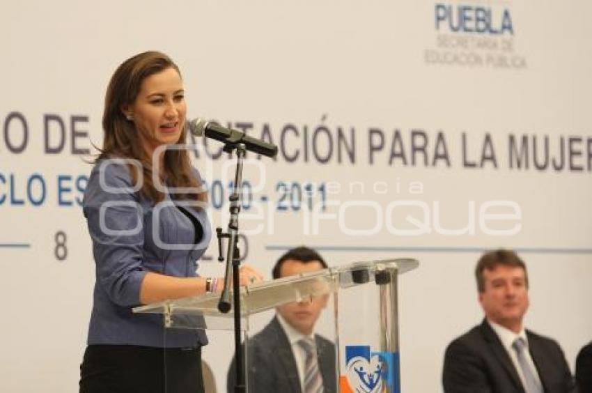 GRADUACIÓN CENTROS DE CAPACITACIÓN PARA LA MUJER