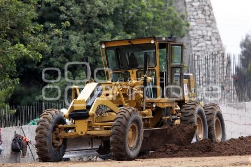 OBRAS . ENTRONQUE AUTOPISTA