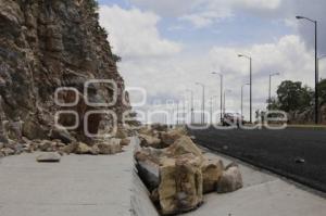 PIEDRAS SOBRE PERIFERICO ECOLOGICO