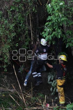 RESCATE DE TRES JÓVENES EN RÍO ATOYAC