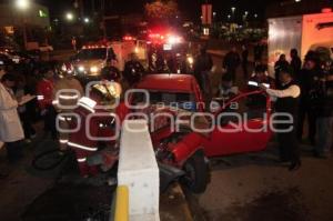 MUEREN DOS JOVENES EN EL PUENTE 475